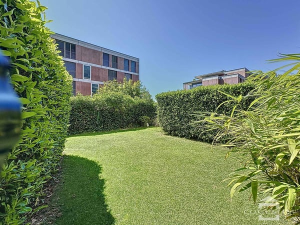 Bel appartement avec jardin au Mont-sur…