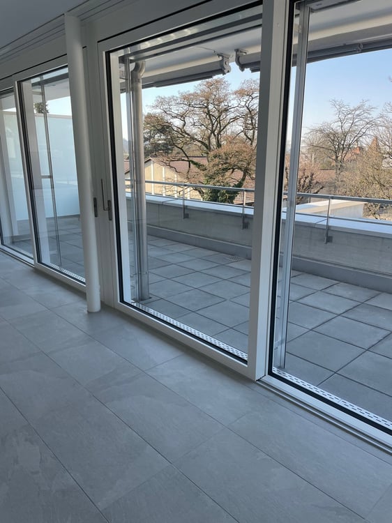 1 1/2 Zimmer-Attikawohnung modern, ruhig und zentral 11