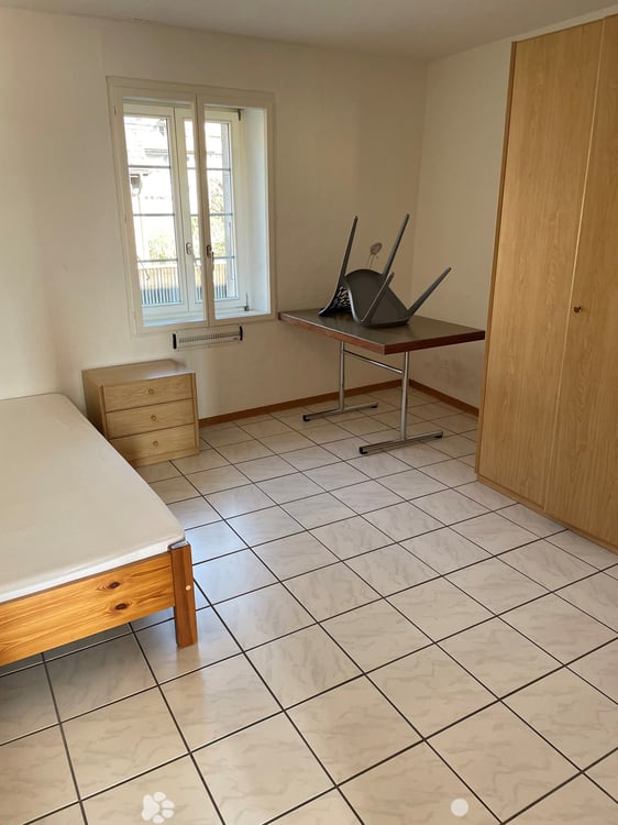 Möbliertes Zimmer in Grossraumwohnung 2