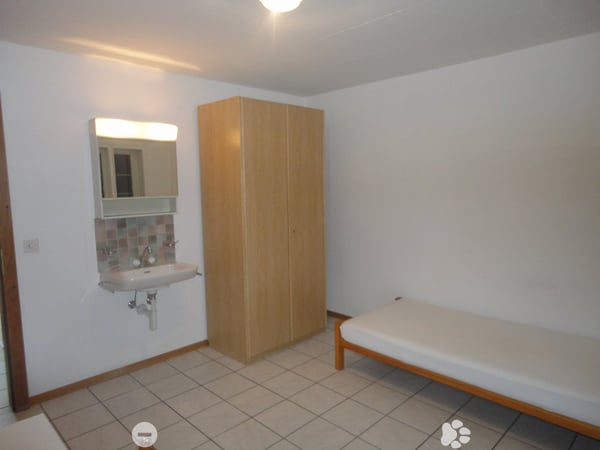 Möbliertes Zimmer in Grossraumwohnung 4
