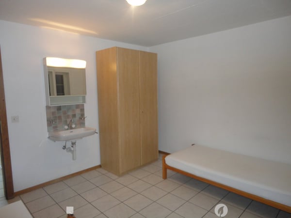Möbliertes Zimmer in Grossraumwohnung 4