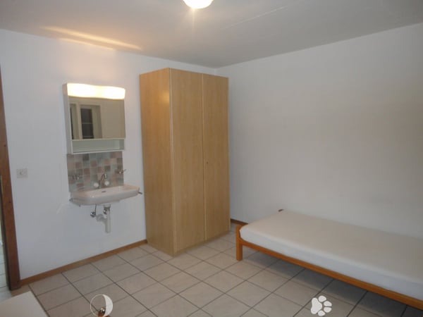 Möbliertes Zimmer in Grossraumwohnung 4