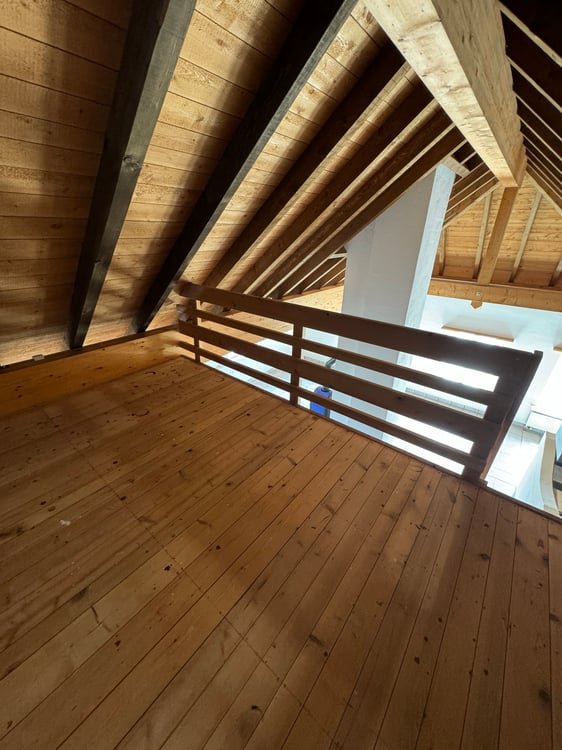 Einzigartige 1.5-Zimmer Wohnung mit Galerie 7