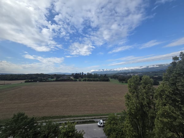 Surfaces artisanales et/ou industrielles flexibles de 1040 m2 à louer 8