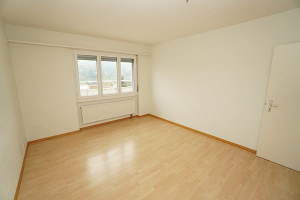Helle 3.5 Zimmerwohnung mit grosser Dachterrasse 6