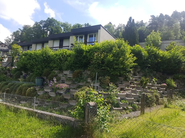 Reiheneckhaus mit Bergsicht und schönem Garten 2