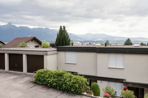 Reiheneckhaus mit Bergsicht und schönem Garten 3