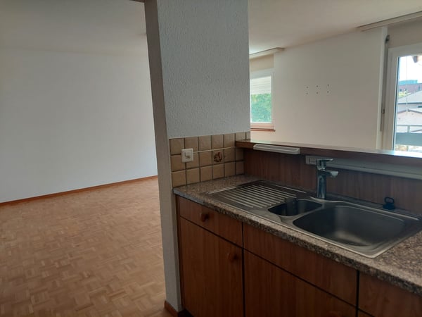 Helle 2.5-Zimmerwohnung mit grosszügigen Balkon 8