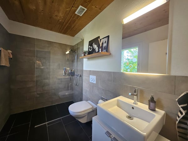 Charmante 4.5-Zimmer-Maisonette-Wohnung in Kirchberg 5