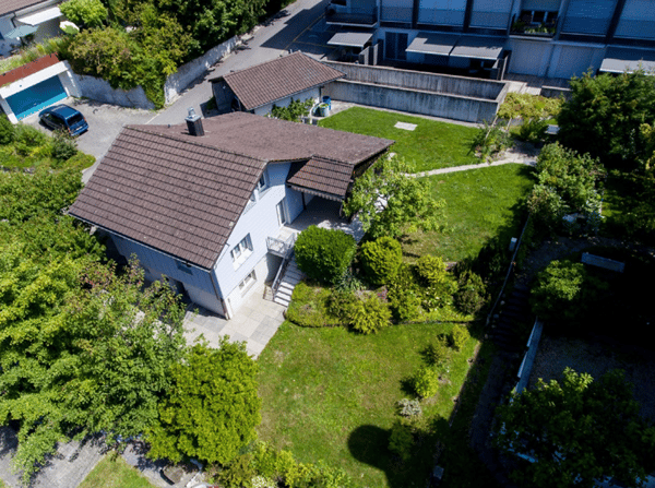 Charmantes Einfamilienhaus mit Garten in Düdingen – ab Dezember 2026 verfügbar 2