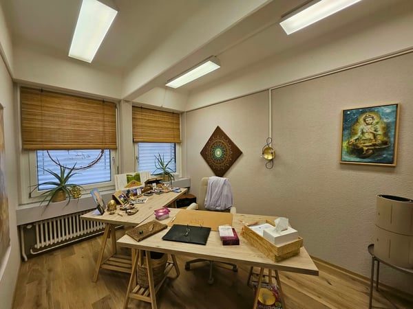 Helles Büro oder Praxis an ruhiger Lage in Aarberg 10