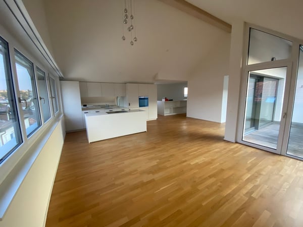 Helle 3.5-Zimmer-Wohnung mit Balkon und schöner Aussicht in St. Gallen 2