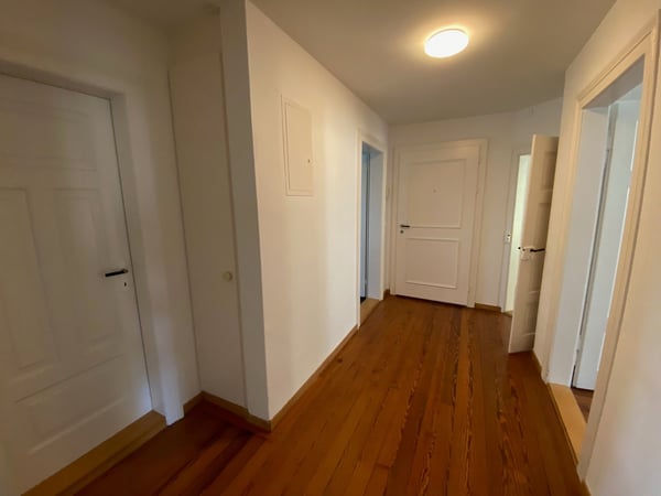 Helle 4-Zimmer-Wohnung mit Balkon und schöner Aussicht in St. Gallen 11