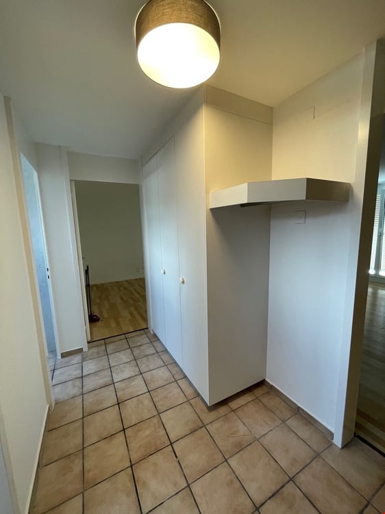 Schöne 2.5-Zimmerwohnung im Dachgeschoss 8
