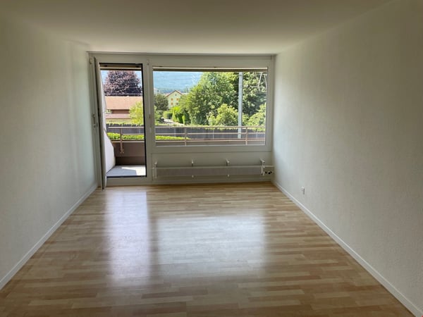 Schöne 2.5-Zimmerwohnung im Dachgeschoss 6