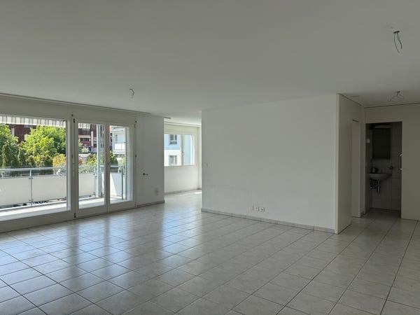 Helle und ruhig gelegene 4.5-Zimmerwohnung mit grossem Balkon 10