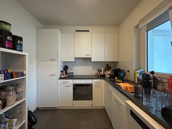 Urbanes Wohnen mit Weitblick: Helle 1.5-Zimmerwohnung im Herzen von Thun 3