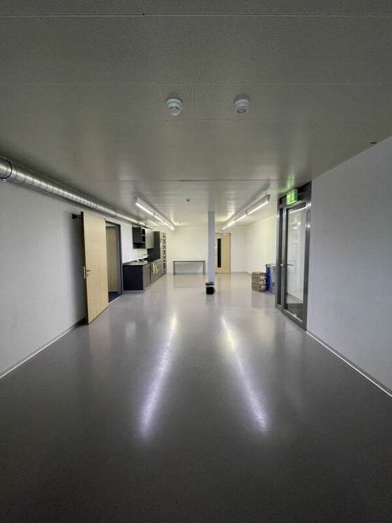 Büro- und Gewerbefläche zu vermieten 9
