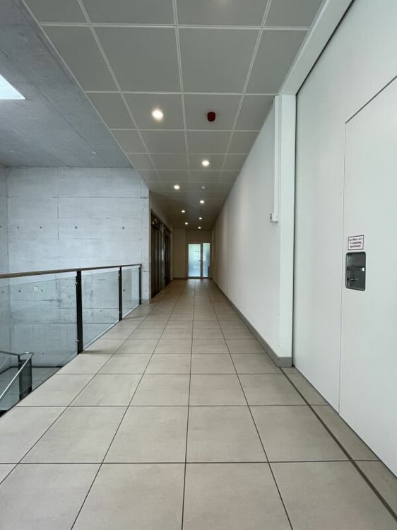 Gewerbefläche mit vielseitiger Nutzungsmöglichkeit 8