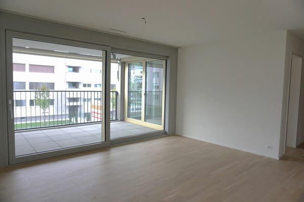 Top moderne 3.5-Zimmer-Wohnung im Zentrum von Wittenbach 4