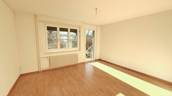 Schöne 3-Zimmerwohnung grossem Balkon 4