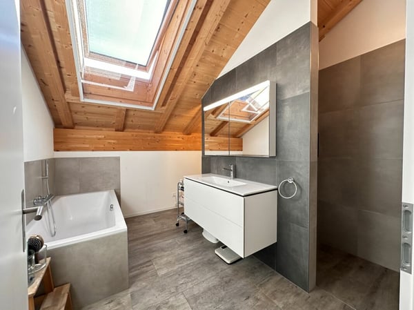 5½-Zimmer-Einfamilienhaus mit Top Ausbau an wunderbar Lage 3