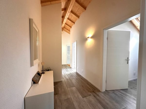 5½-Zimmer-Einfamilienhaus mit Top Ausbau an wunderbar Lage 4