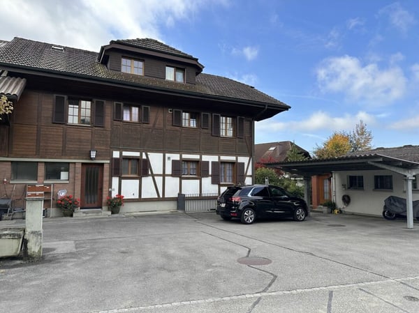 3-Familienhaus mit ehem. Ökonomieteil/Schopf bzw. viel Potenzial 1