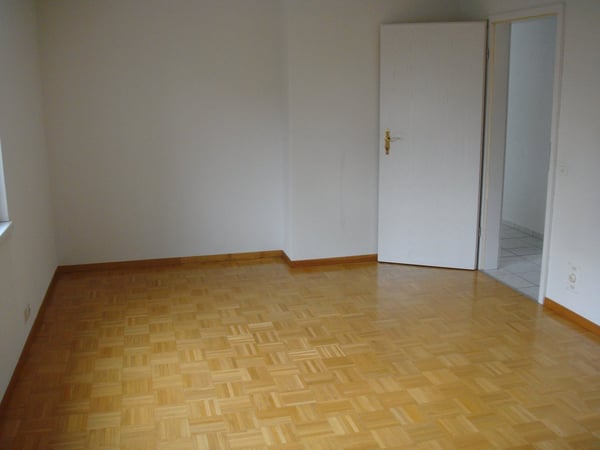 3.5-Zimmer Attikawohnung (109 m2) mit Terrasse 12