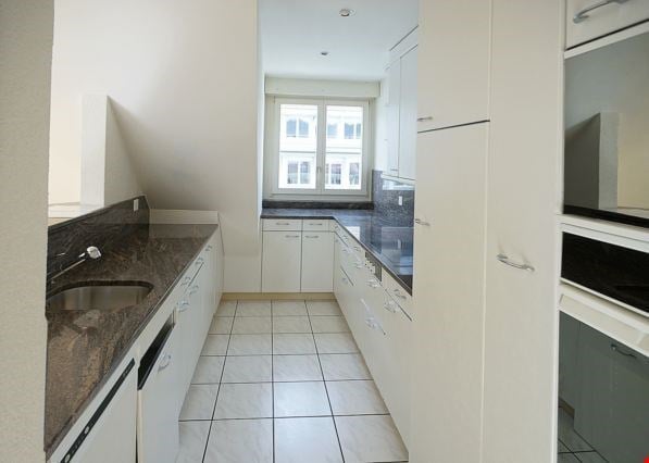 3½ Zimmer-Dachwohnung mit Atrium (3 abgeschlossene Räume) 4