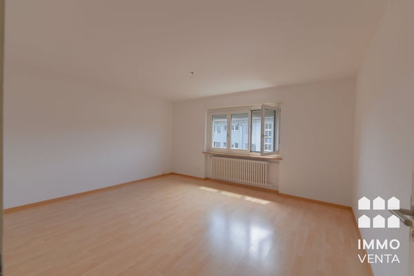 3-Zimmer-Dachwohnung in Brügg 4