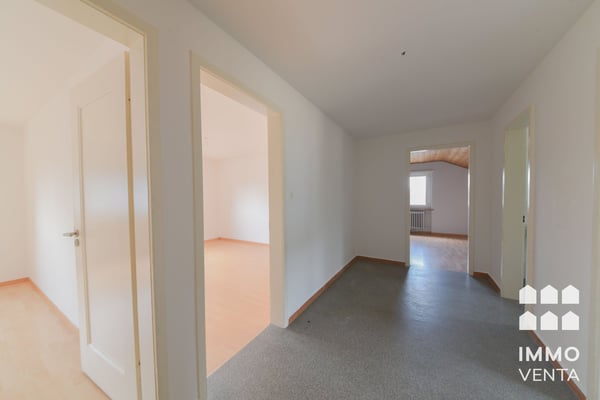 3-Zimmer-Dachwohnung in Brügg 3