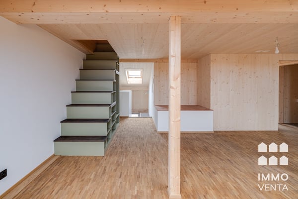 Exklusive 2.5-Zi.-Dachwohnung mit Terrasse in Biel | App. 2,5 pièces avec terrasse à Bienne 1