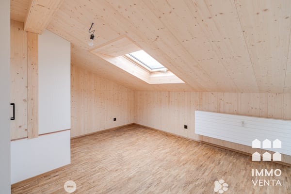 Exklusive 2.5-Zi.-Dachwohnung mit Terrasse in Biel | App. 2,5 pièces avec terrasse à Bienne 6
