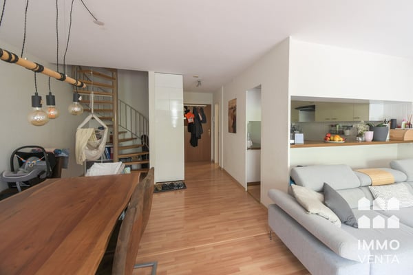 Duplex 3½ WHG im Grünen mit grosser Terrasse un Gartensitzplatz 9