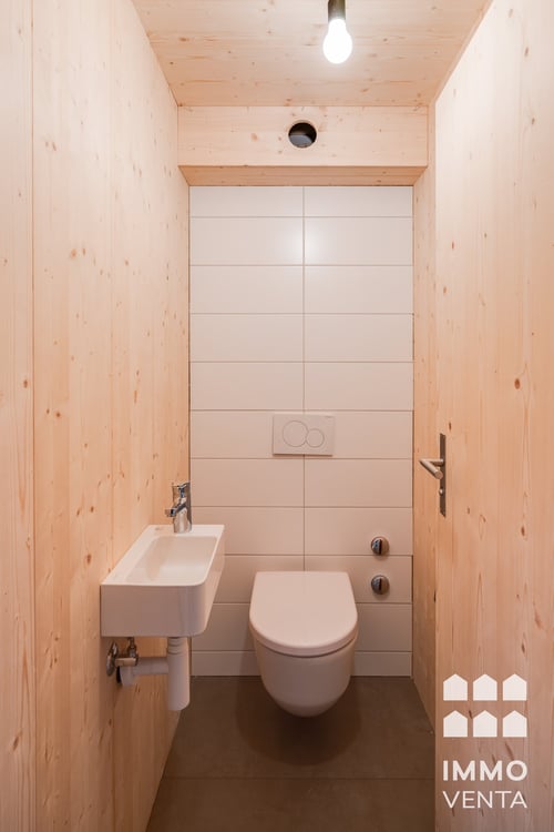 Exklusive 2.5-Zi.-Dachwohnung mit Terrasse in Biel | App. 2,5 pièces avec terrasse à Bienne 8