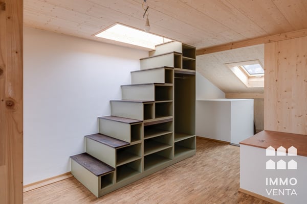 Exklusive 2.5-Zi.-Dachwohnung mit Terrasse in Biel | App. 2,5 pièces avec terrasse à Bienne 12