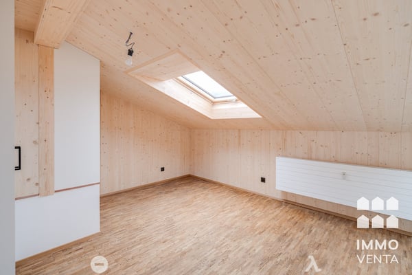 Exklusive 2.5-Zi.-Dachwohnung mit Terrasse in Biel | App. 2,5 pièces avec terrasse à Bienne 6