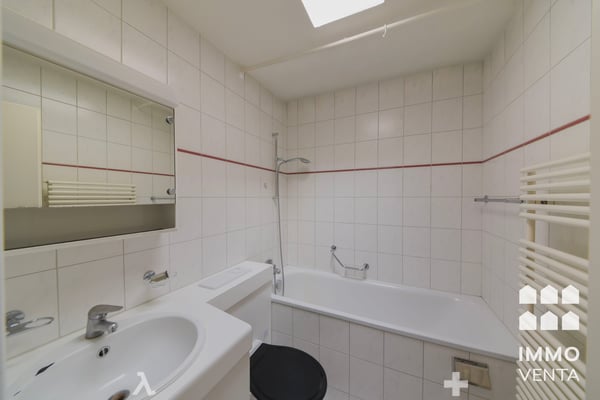 Helle 3.5-Zimmer-Wohnung mit Balkon in Biel – ab November 2026 verfügbar 3