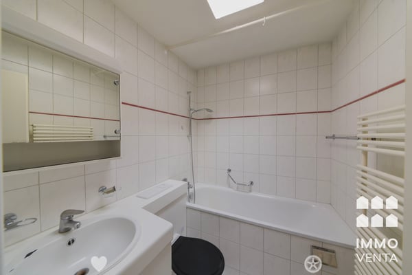 Helle 3.5-Zimmer-Wohnung mit Balkon in Biel – ab November 2026 verfügbar 3