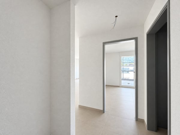 Grosszügige 3½ Zimmer Neubauwohnung / Spacieux appartement neuf de 3½ pièces 6