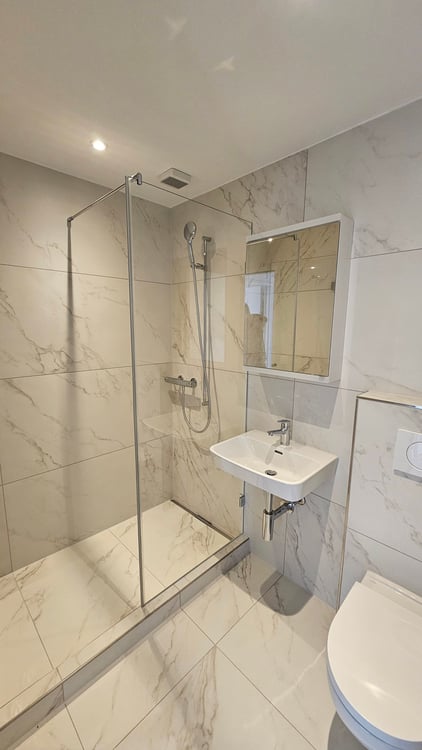 Gekühlte 3.5-Zimmer-Attikawohnung mit Blick über Zürich am Bucheggplatz 14