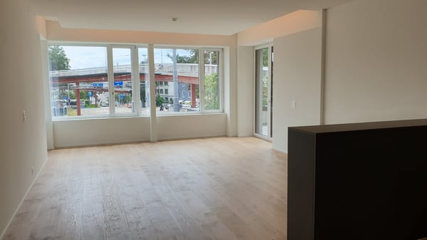 Gekühlte moderne 2.5-Zimmer-Wohnung mit Gartenterrasse 3