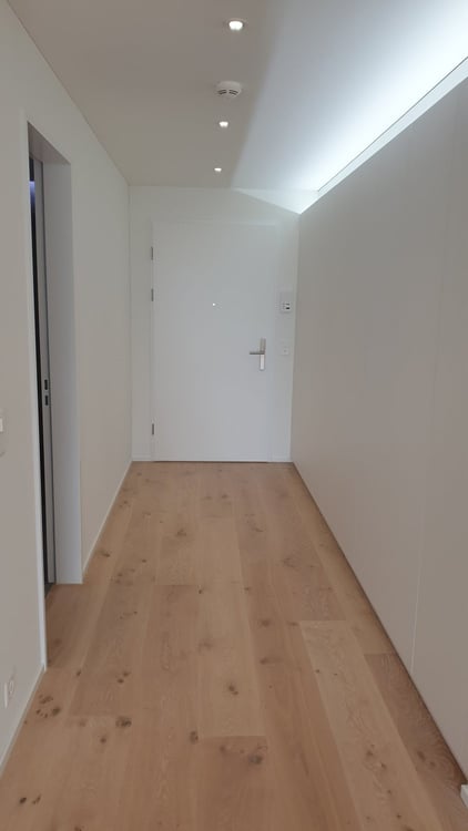 Gekühlte moderne 2.5-Zimmer-Wohnung mit Gartenterrasse 13