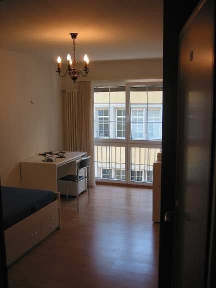 Möbliertes Studentenzimmer, im Niederdorf (34) 1