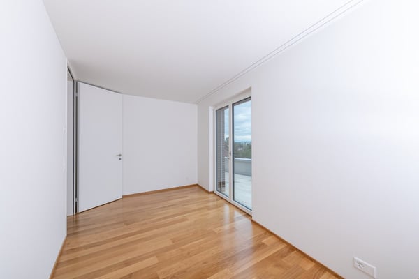Charmante 3.5-Zimmer-Dachwohnung mit Panoramablick in Binningen 9