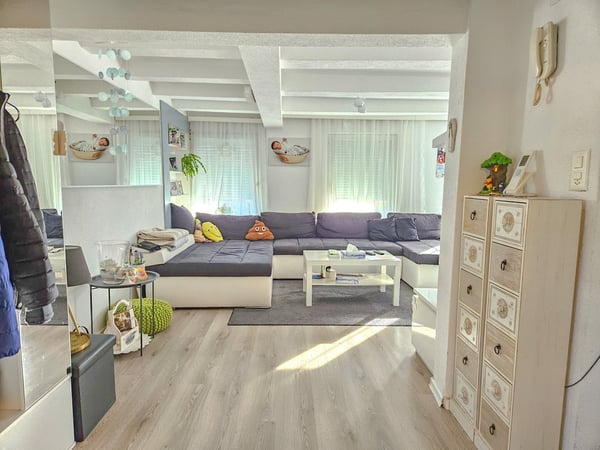 Charmantes 1-Zimmer-Einfamilienhaus mit Garten in Gossau 4