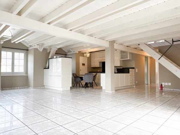 Exklusive 1-Zimmer-Maisonette-Wohnung in Ermatingen am Bodensee 2