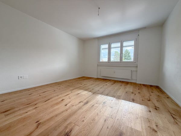 Moderne 4.5-Zimmer-Wohnung in kernsanierter Liegenschaft – Frühester Bezug ab 1. Dezember 2026 10