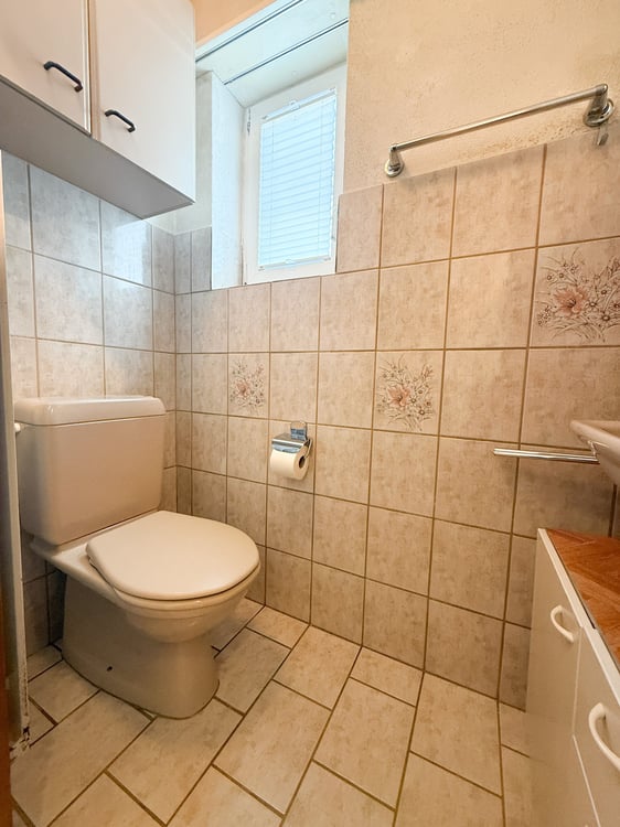 5.5-Zimmer Reiheneinfamilienhaus an guter Lage zu verkaufen. 9